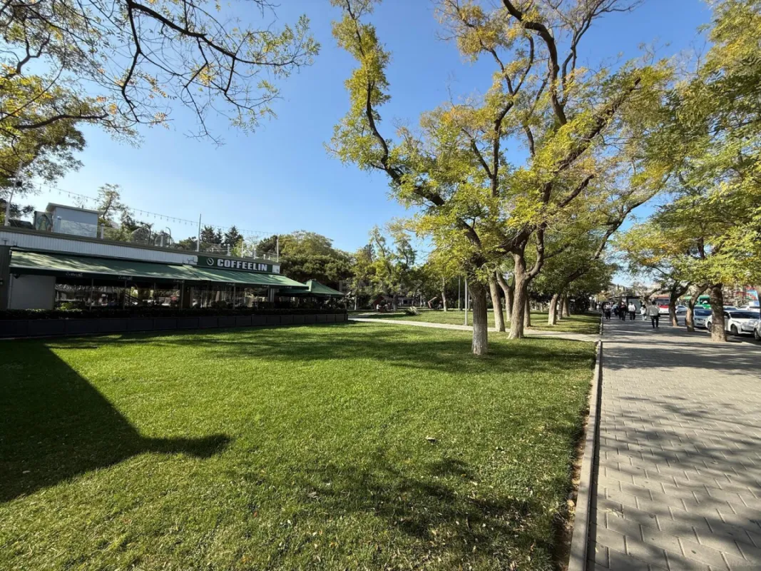 Kirayə verilir 3 otaqlı mənzil 120 m²