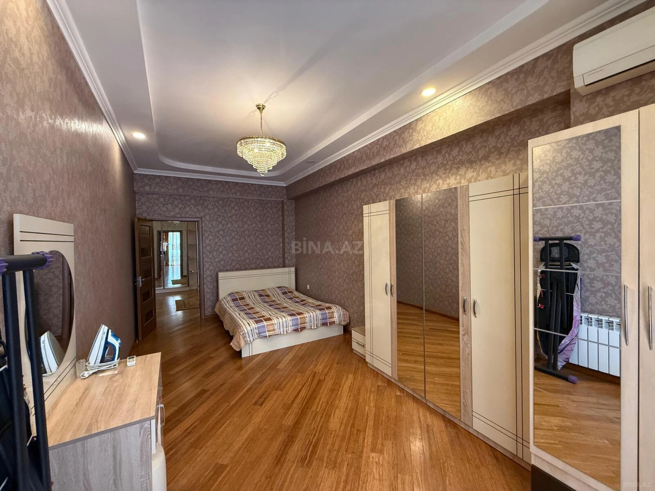 Kirayə verilir 3 otaqlı mənzil 120 m²