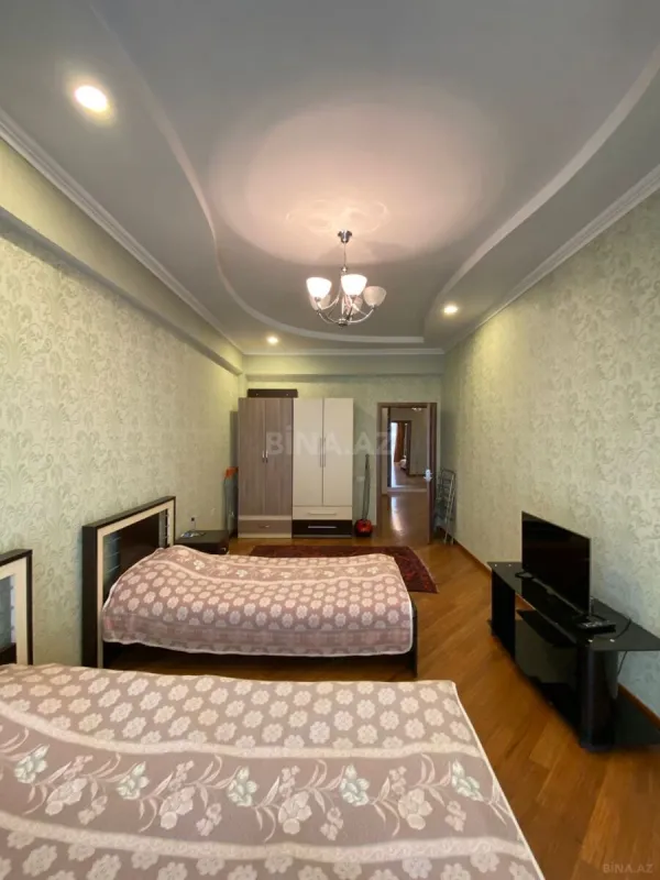 Kirayə verilir 3 otaqlı mənzil 120 m²