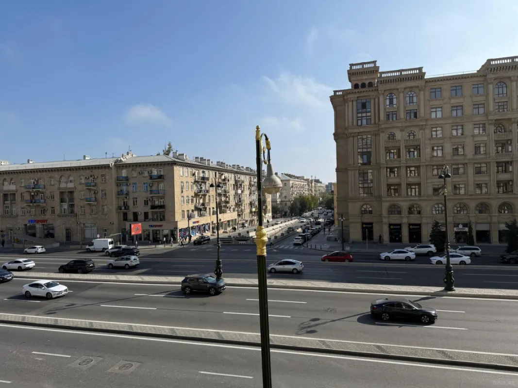 Kirayə verilir 3 otaqlı mənzil 120 m²