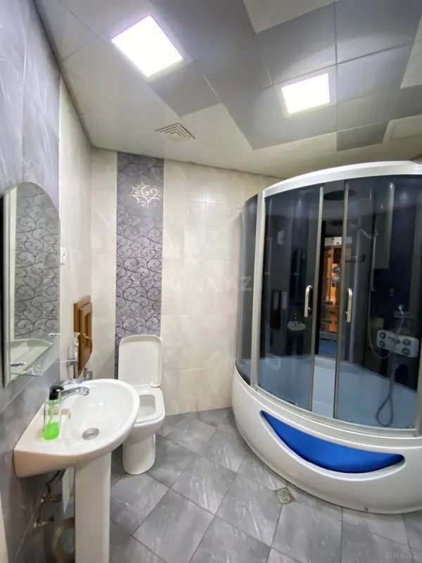 Kirayə verilir 3 otaqlı mənzil 120 m²