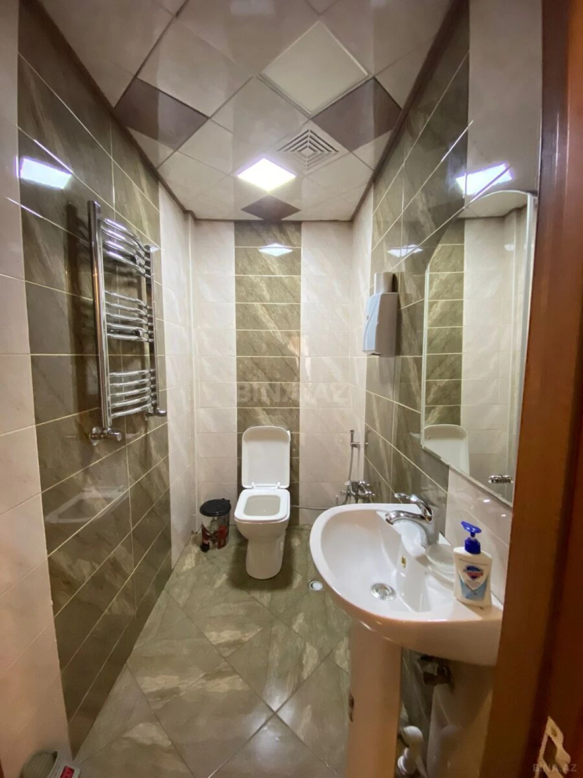 Kirayə verilir 3 otaqlı mənzil 120 m²