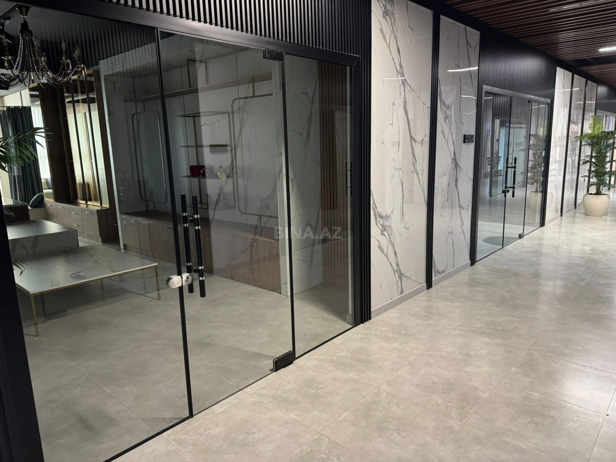 Kirayə verilir 3 otaqlı ofis 60 m²