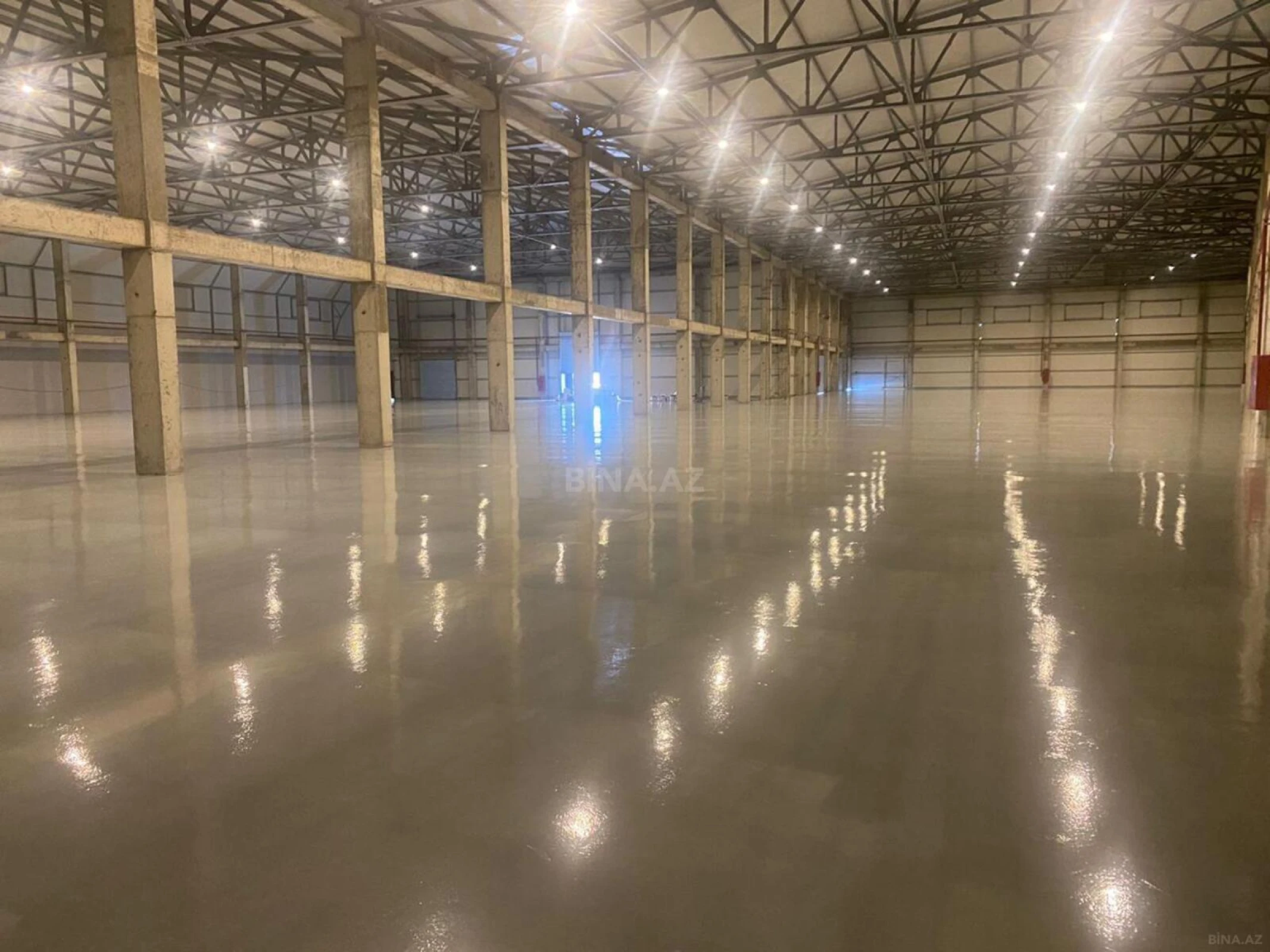 Kirayə verilir obyekt 5700 m²