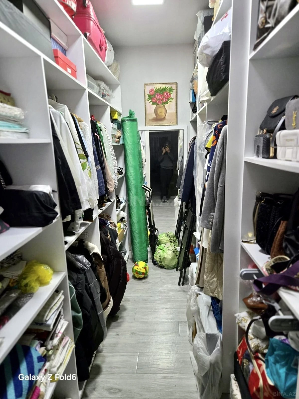 Satılır 4 otaqlı mənzil 150 m²