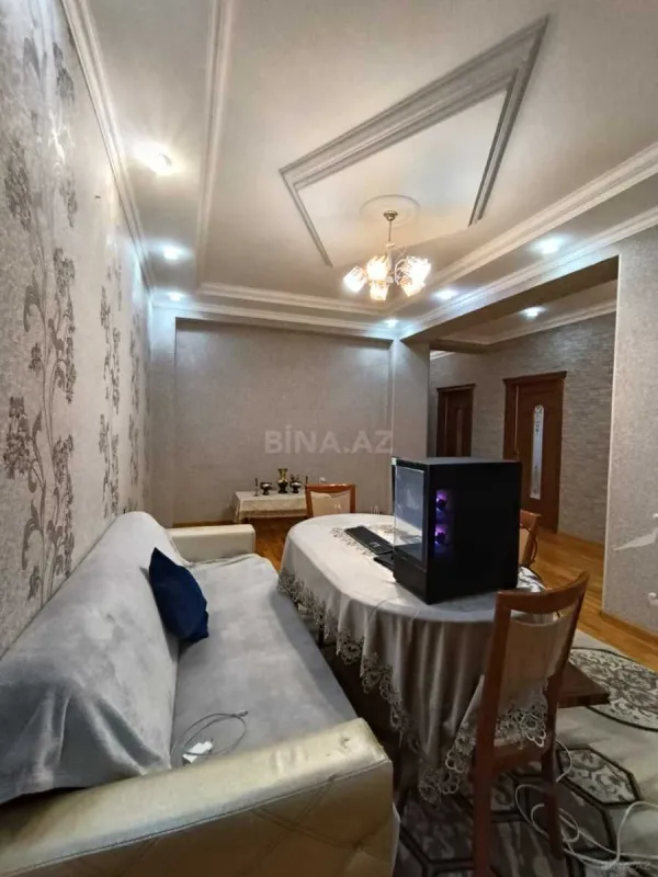 Kirayə verilir 3 otaqlı mənzil 94 m²