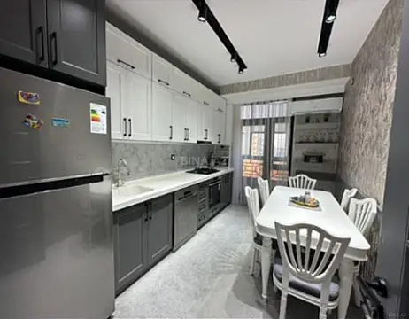 Satılır 3 otaqlı mənzil 117 m²