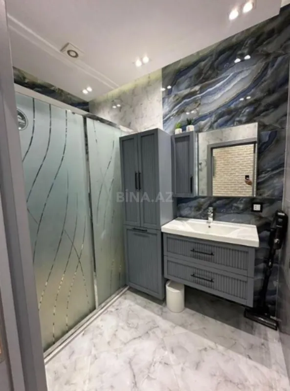 Satılır 3 otaqlı mənzil 117 m²