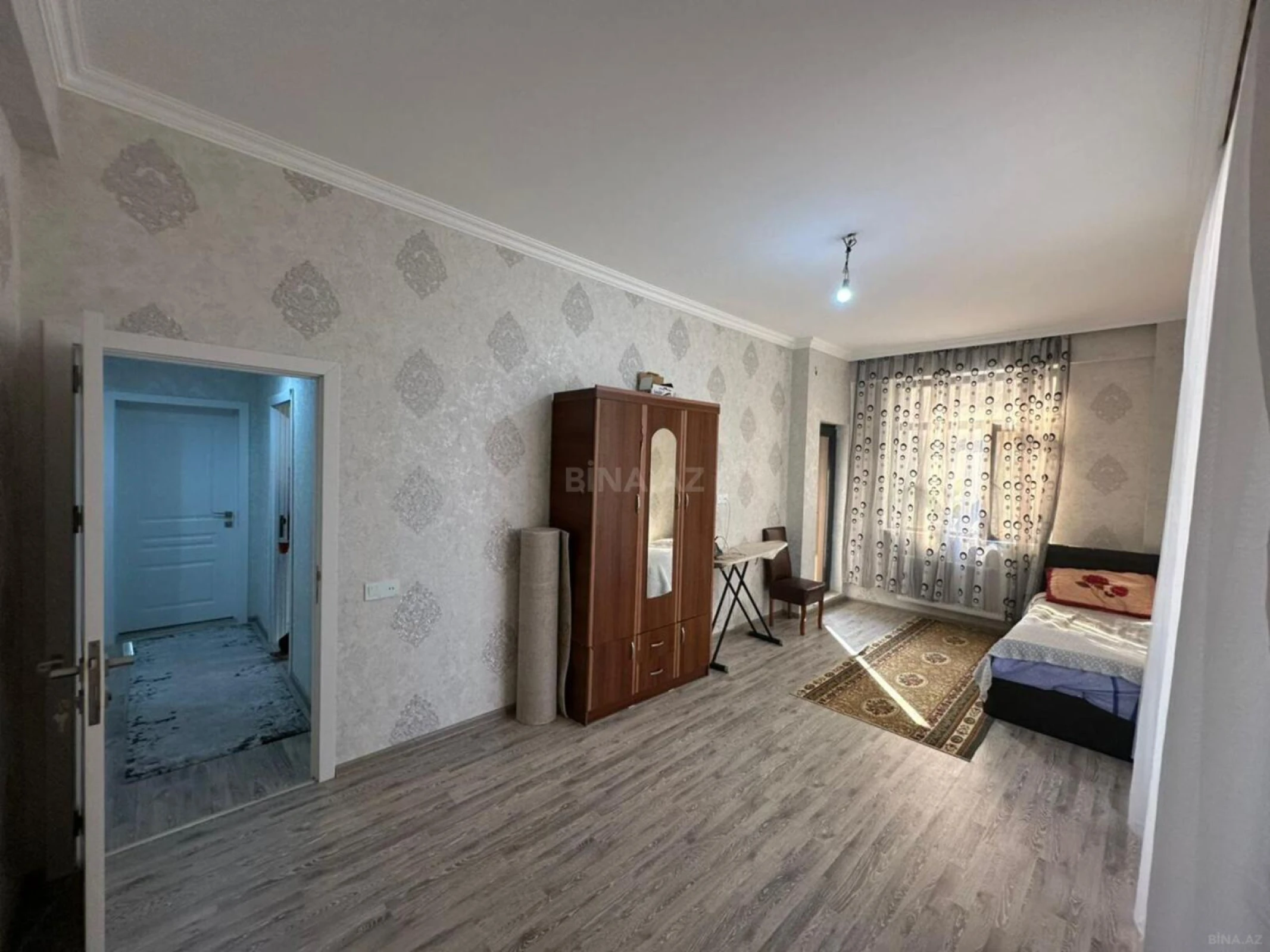 Satılır 3 otaqlı mənzil 103 m²