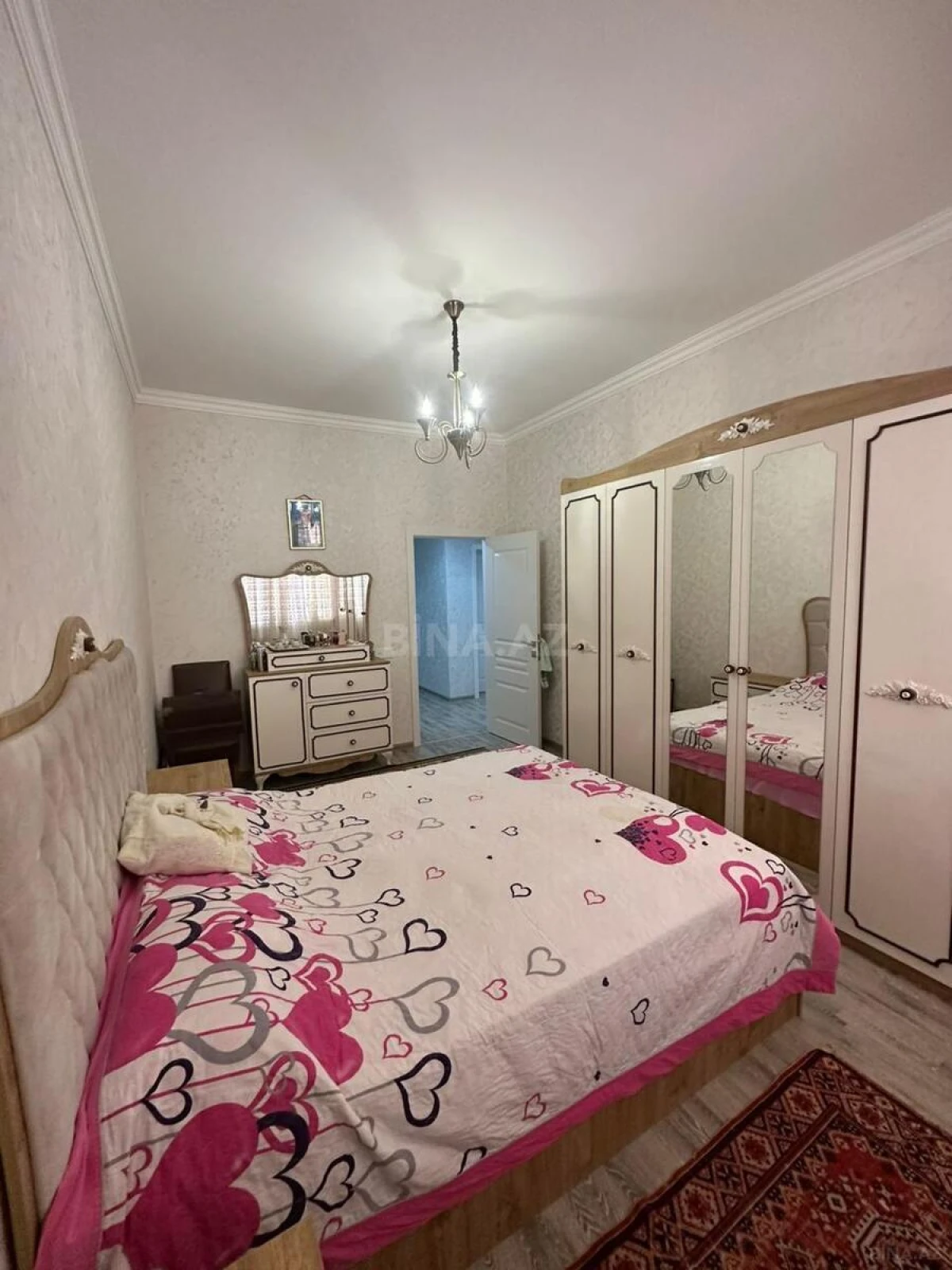 Satılır 3 otaqlı mənzil 103 m²