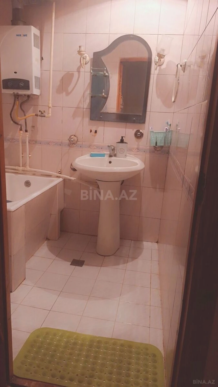 Satılır 3 otaqlı mənzil 65 m²