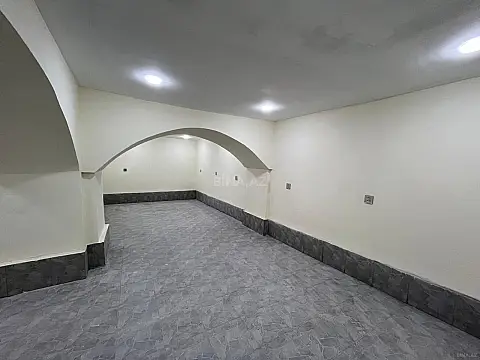 Kirayə verilir obyekt 60 m²