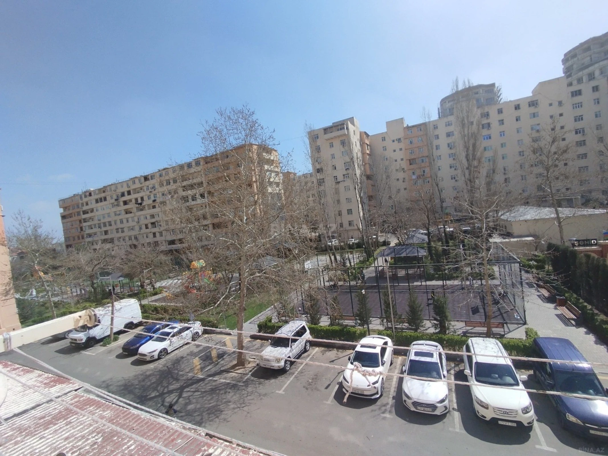 Satılır 2 otaqlı mənzil 65 m²