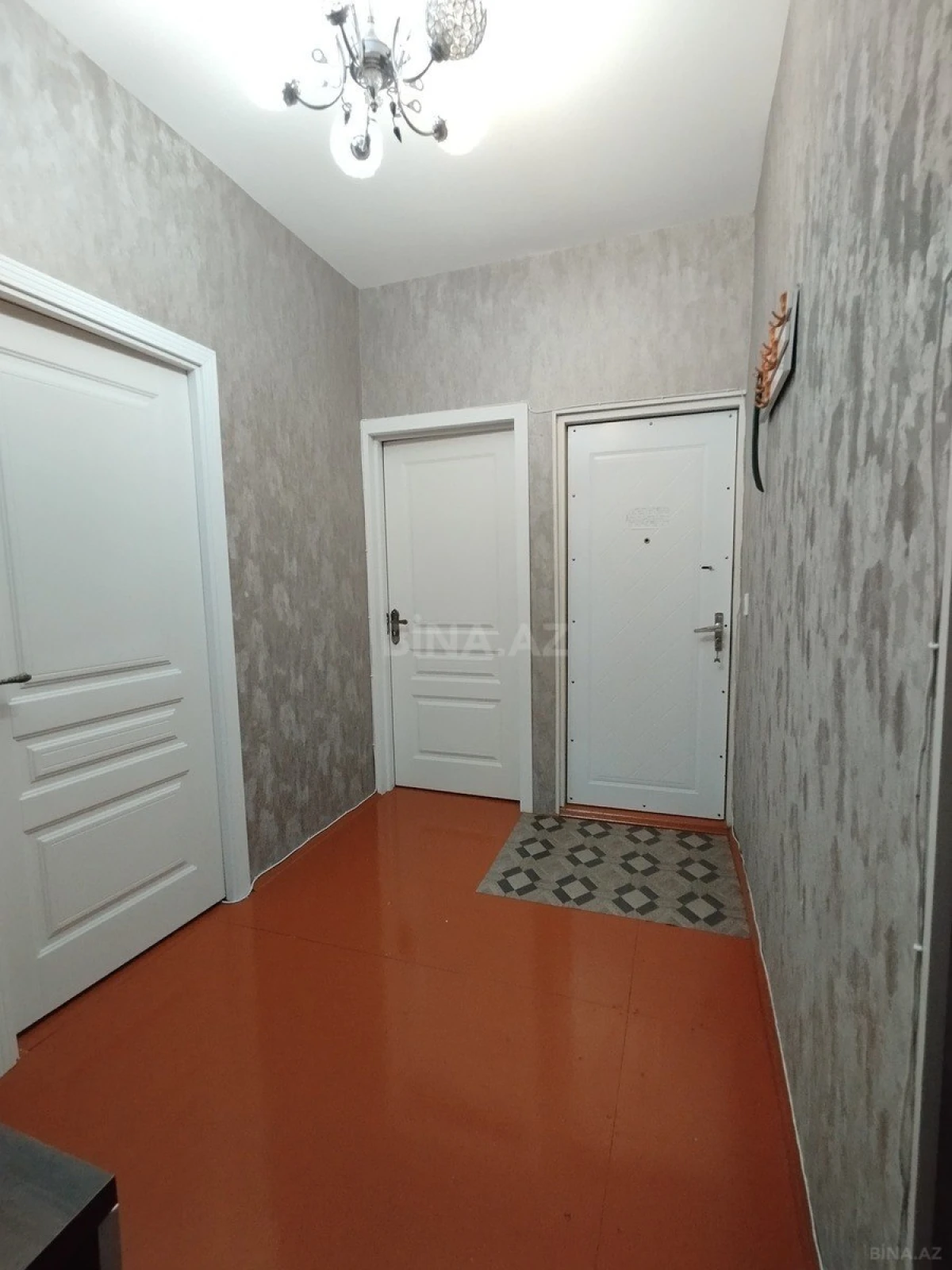Satılır 2 otaqlı mənzil 65 m²