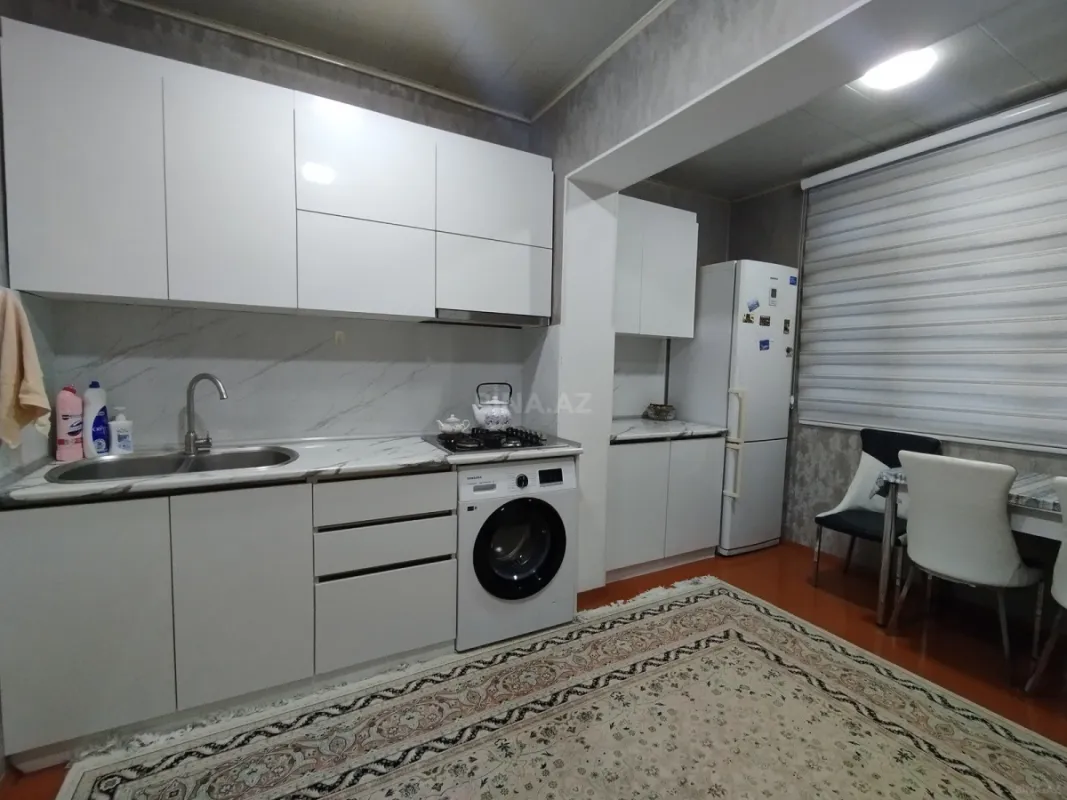Satılır 2 otaqlı mənzil 65 m²