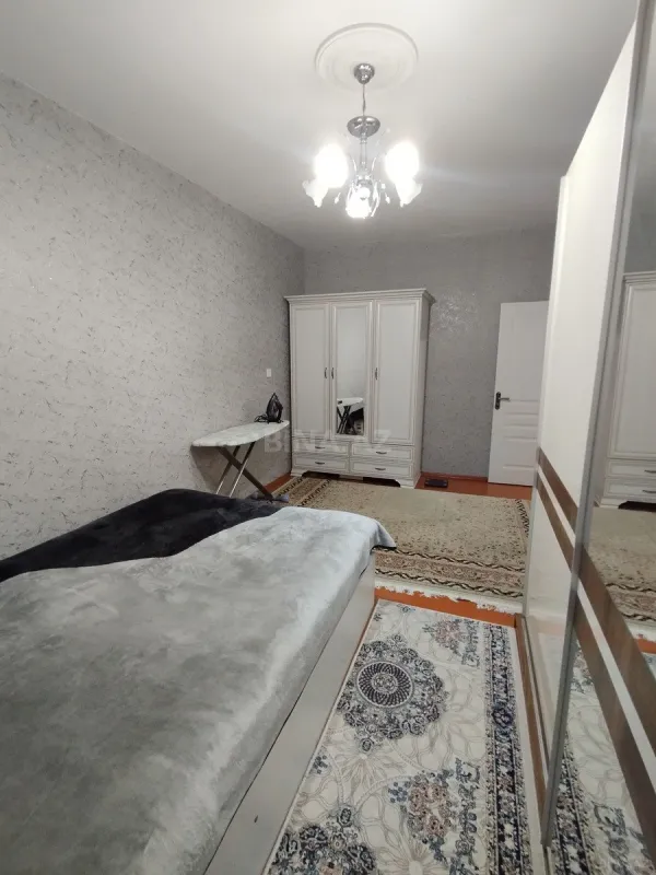 Satılır 2 otaqlı mənzil 65 m²