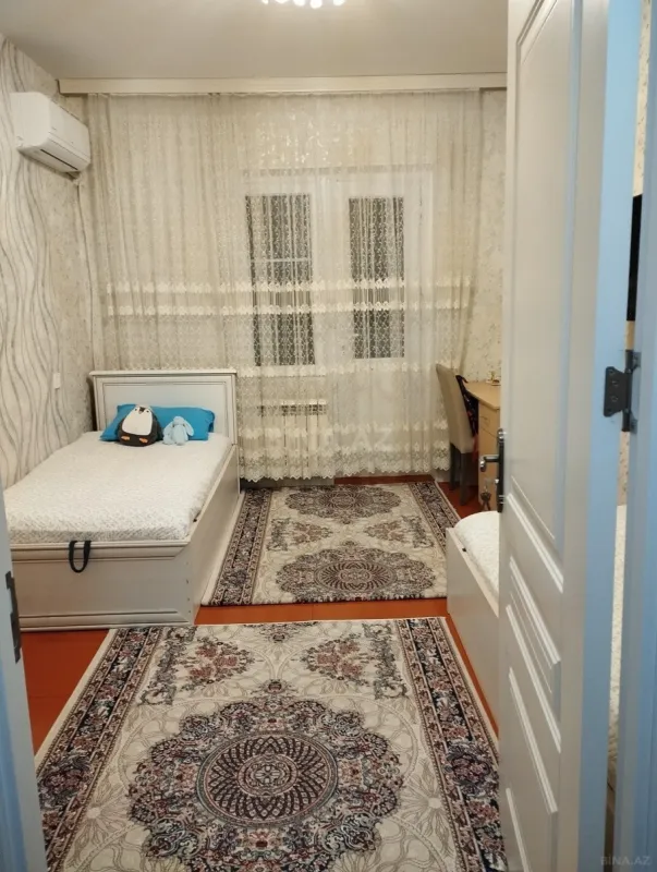 Satılır 2 otaqlı mənzil 65 m²