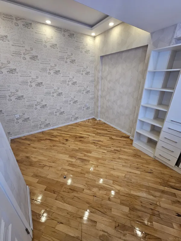 Satılır 3 otaqlı mənzil 100 m²