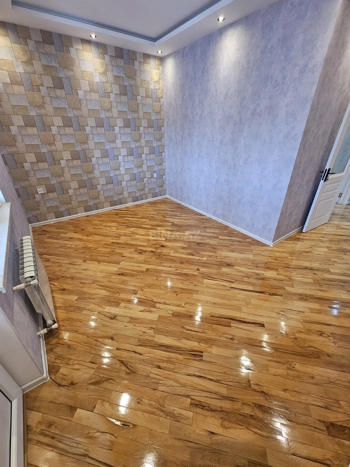 Satılır 3 otaqlı mənzil 100 m²