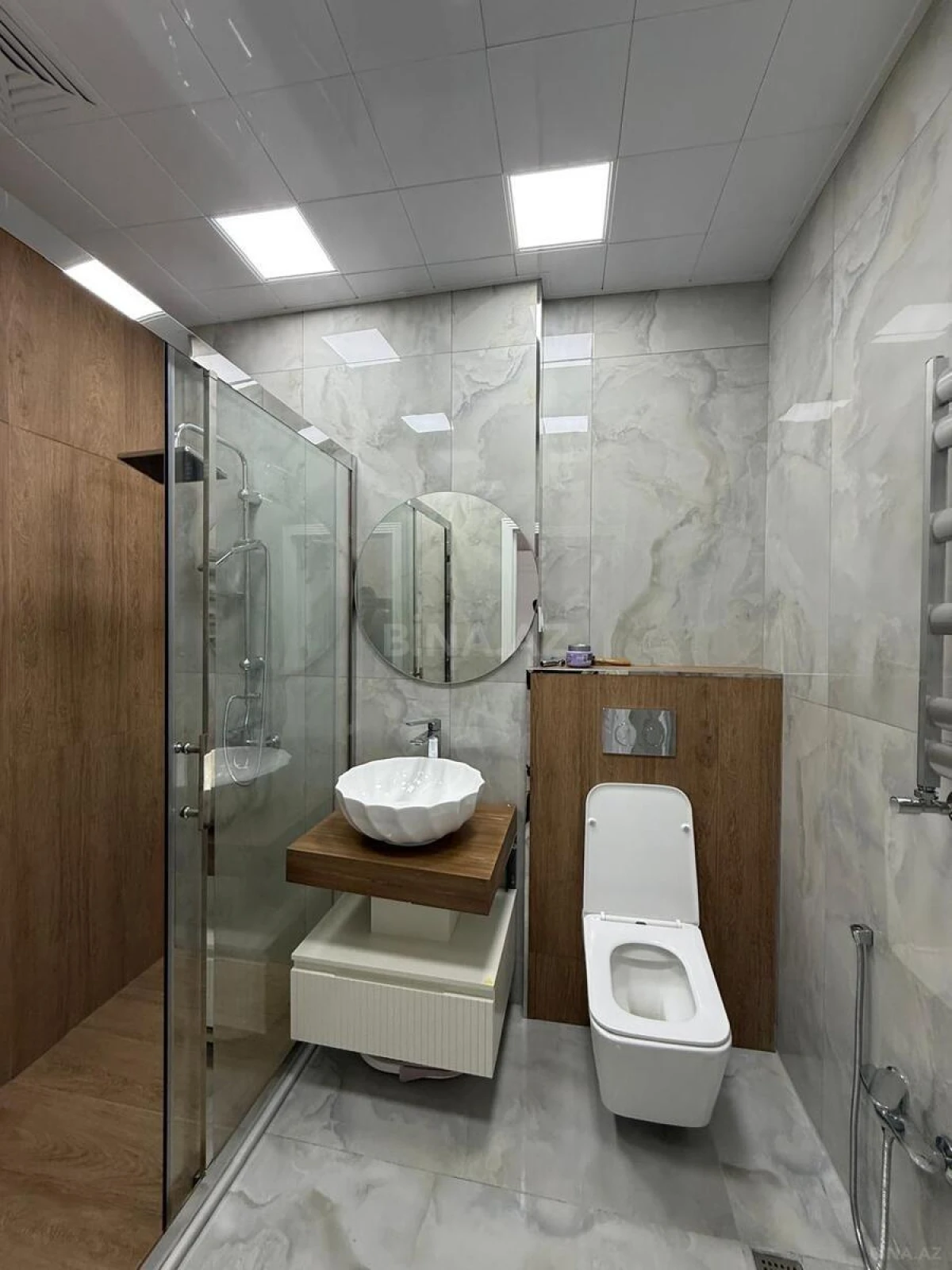 Satılır 3 otaqlı mənzil 106 m²