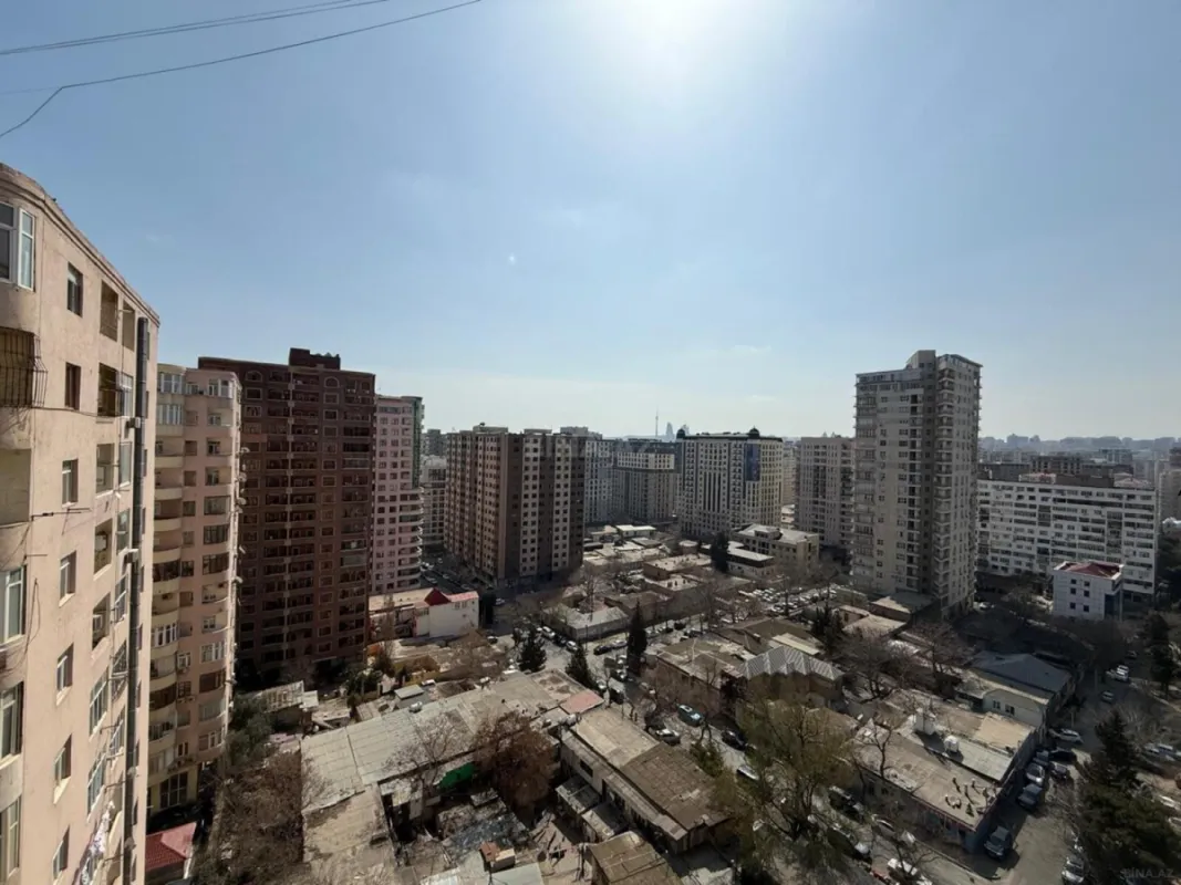 Satılır 3 otaqlı mənzil 106 m²