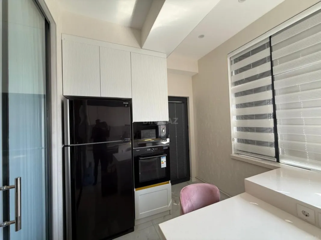 Satılır 3 otaqlı mənzil 106 m²