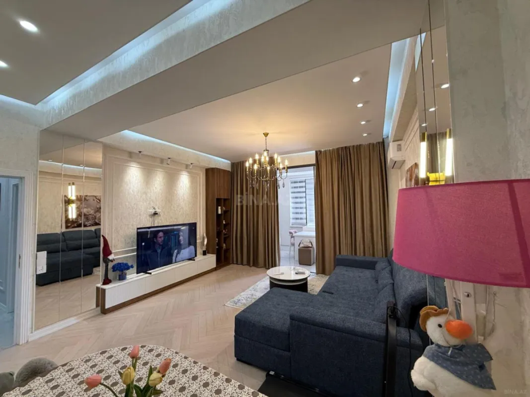 Satılır 3 otaqlı mənzil 106 m²
