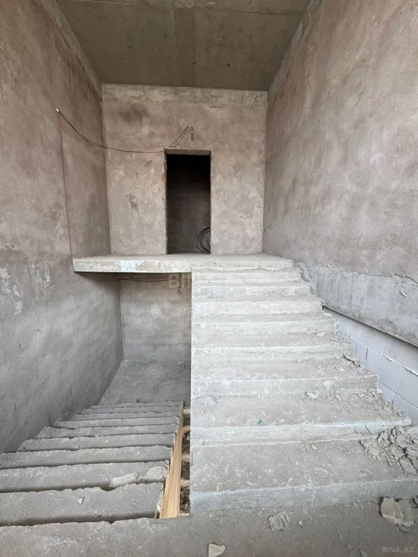 Satılır obyekt 136 m²