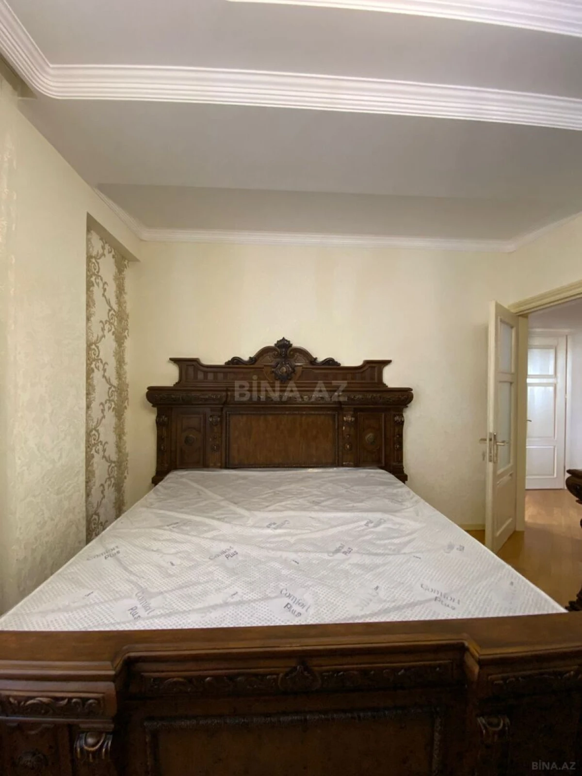 Kirayə verilir 4 otaqlı mənzil 150 m²