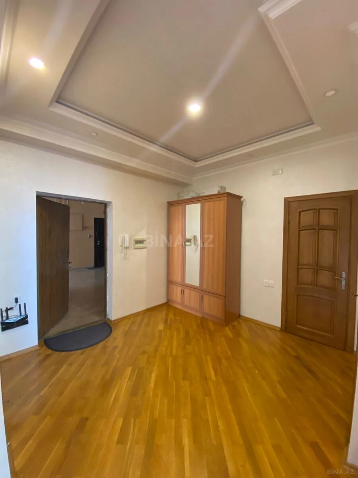 Kirayə verilir 3 otaqlı mənzil 120 m²