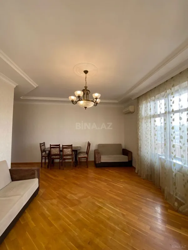 Kirayə verilir 3 otaqlı mənzil 120 m²