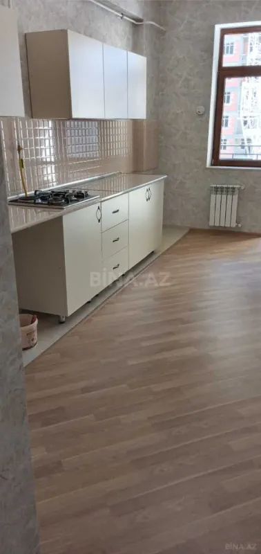 Satılır 3 otaqlı mənzil 120 m²