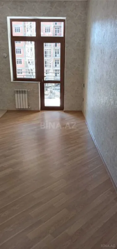 Satılır 3 otaqlı mənzil 120 m²