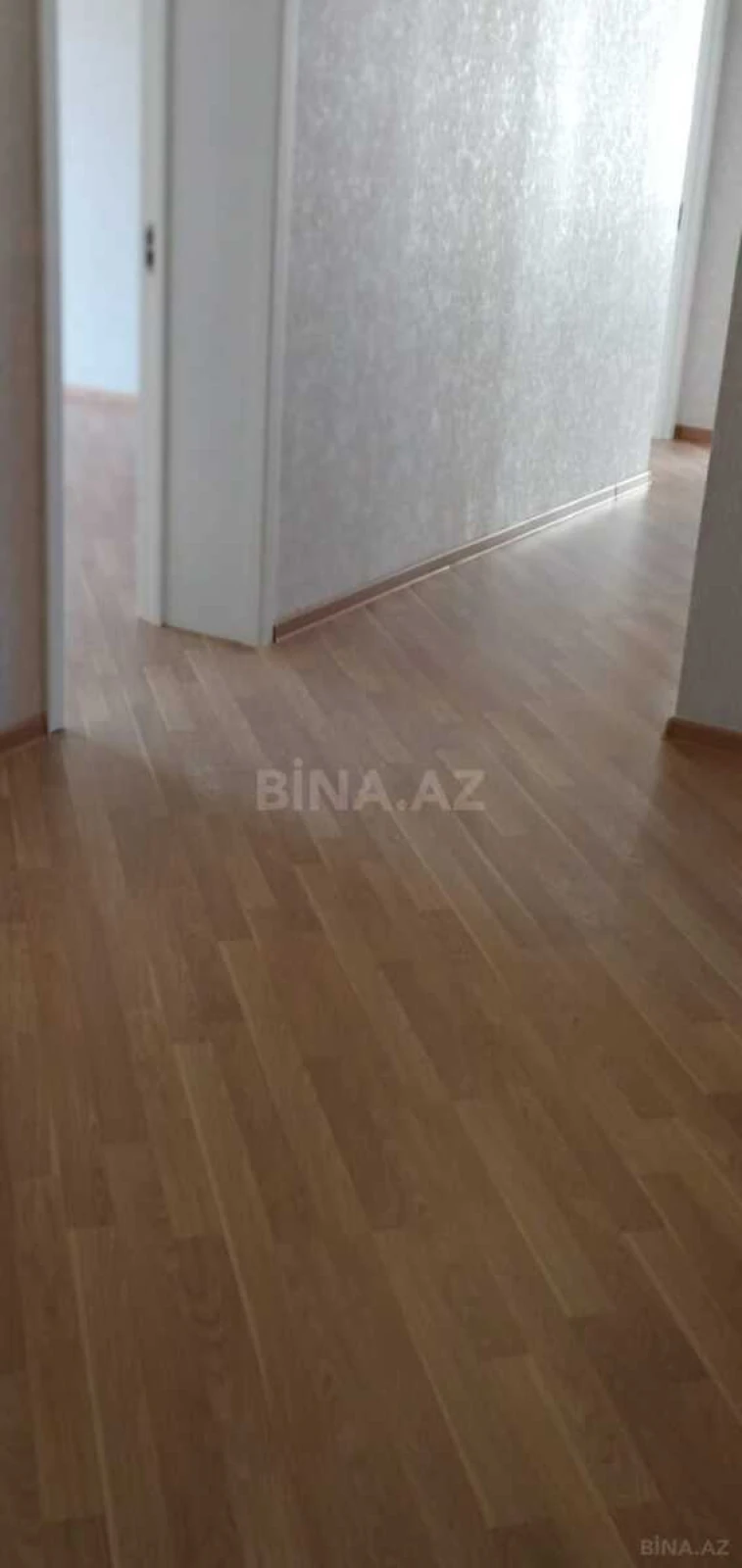 Satılır 3 otaqlı mənzil 120 m²