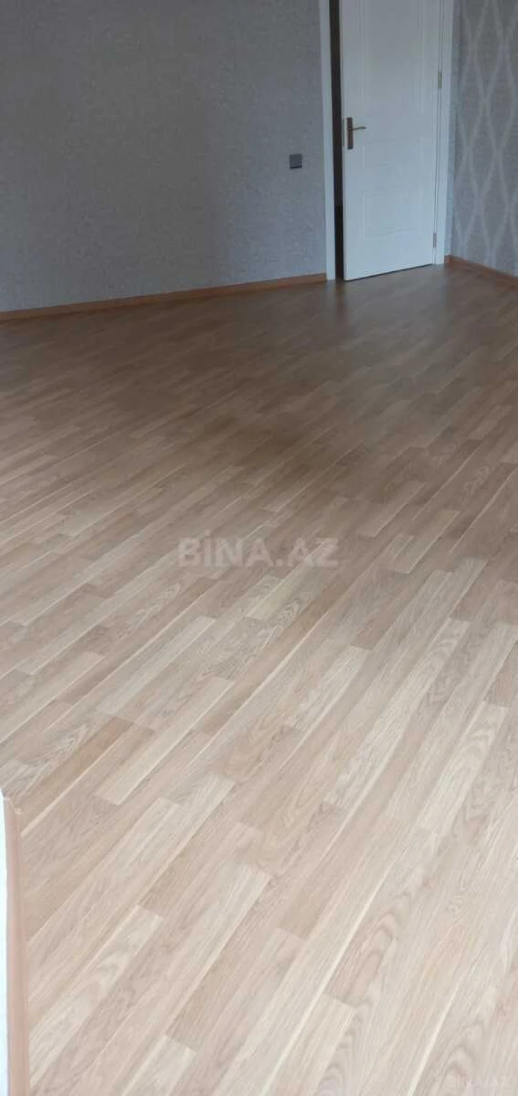 Satılır 3 otaqlı mənzil 120 m²