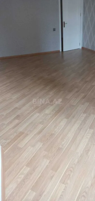 Satılır 3 otaqlı mənzil 120 m²