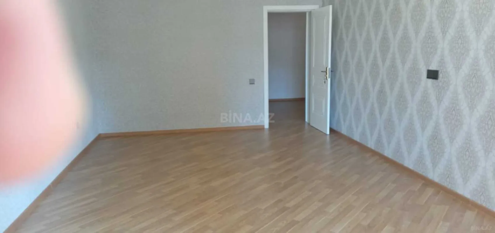 Satılır 3 otaqlı mənzil 120 m²