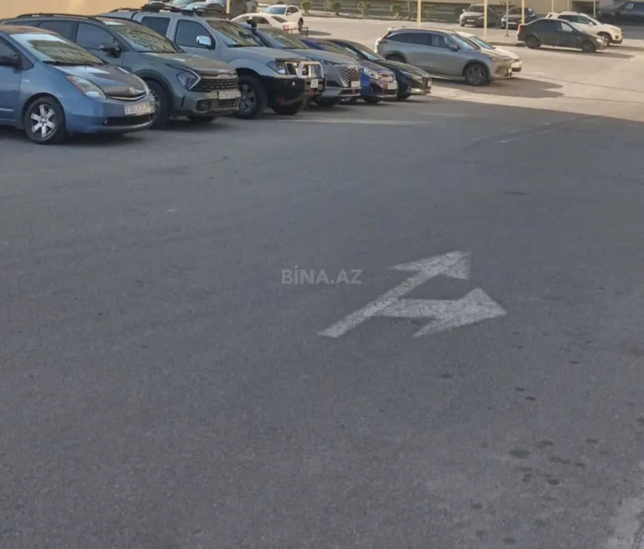 Satılır 3 otaqlı mənzil 120 m²