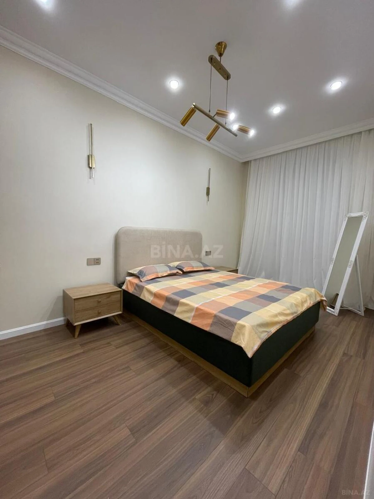 Satılır 2 otaqlı mənzil 60 m²