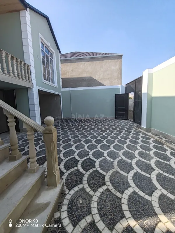 Satılır 4 otaqlı həyət evi 170 m²