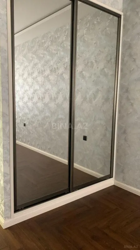 Kirayə verilir 2 otaqlı mənzil 80 m²