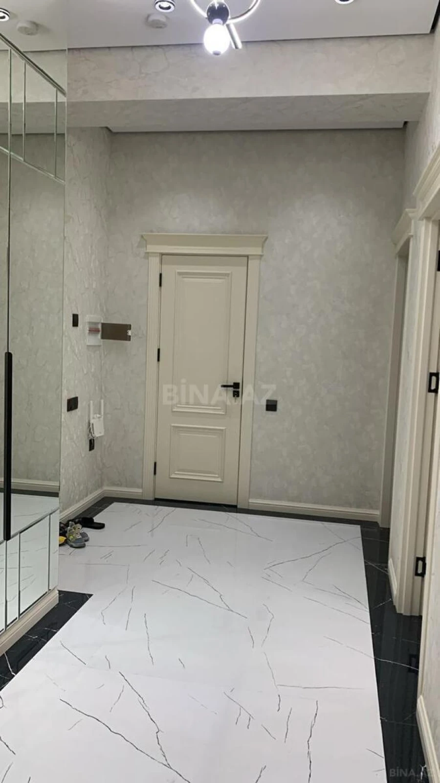 Kirayə verilir 2 otaqlı mənzil 80 m²