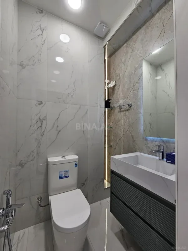Satılır 3 otaqlı mənzil 117 m²
