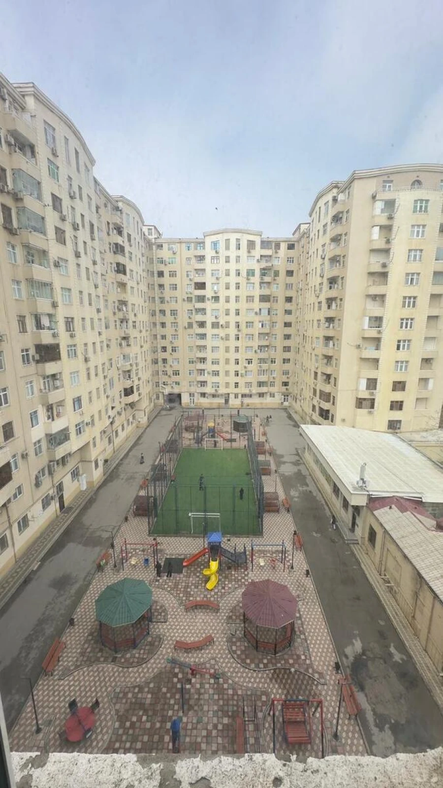 Kirayə verilir 3 otaqlı mənzil 90 m²