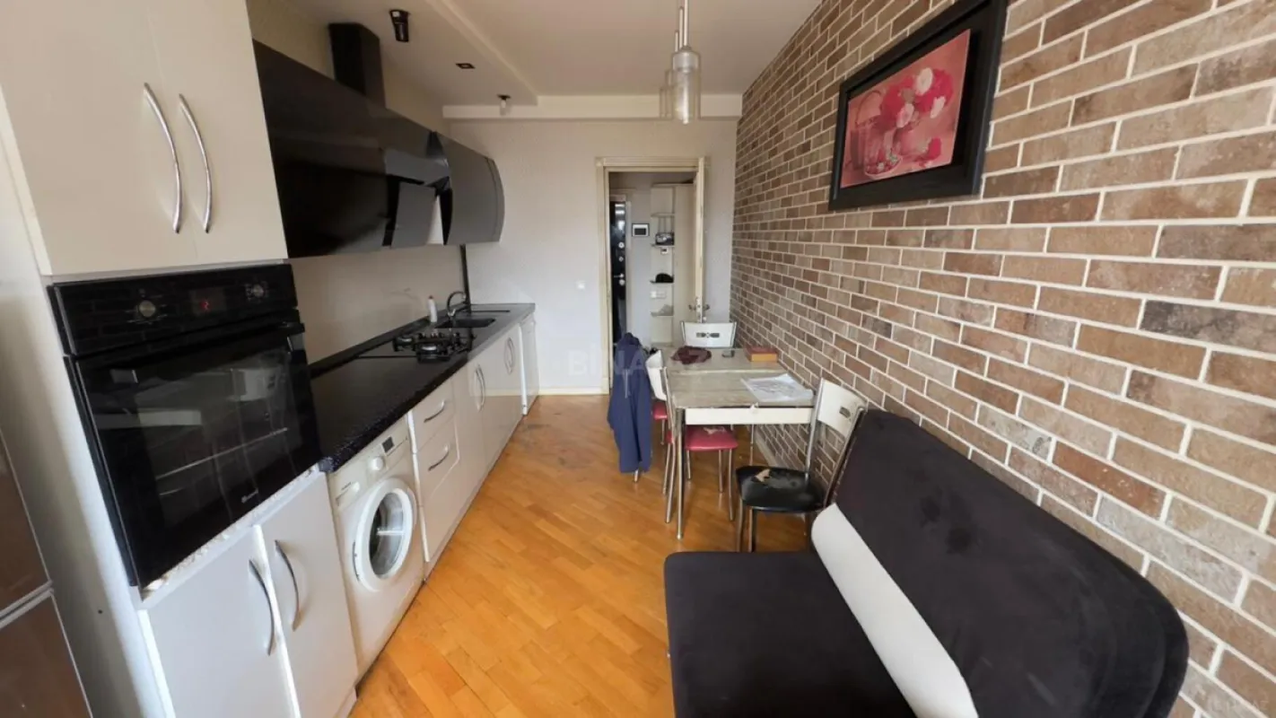 Kirayə verilir 3 otaqlı mənzil 90 m²