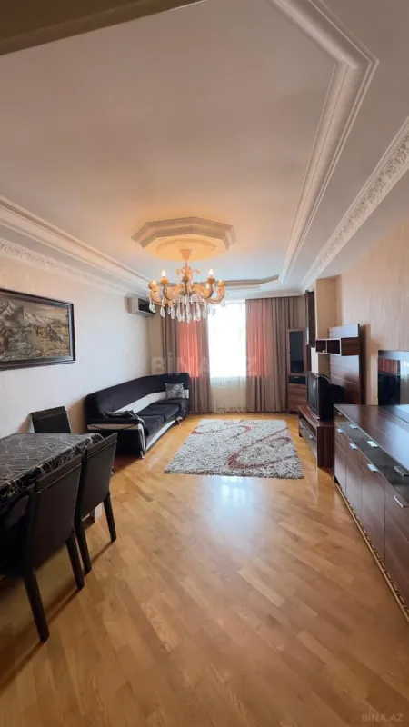 Kirayə verilir 3 otaqlı mənzil 90 m²