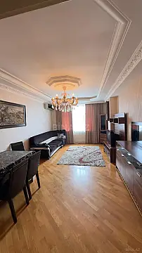 Kirayə verilir 3 otaqlı mənzil 90 m² — Bakı 3 otaq 90.00 m²