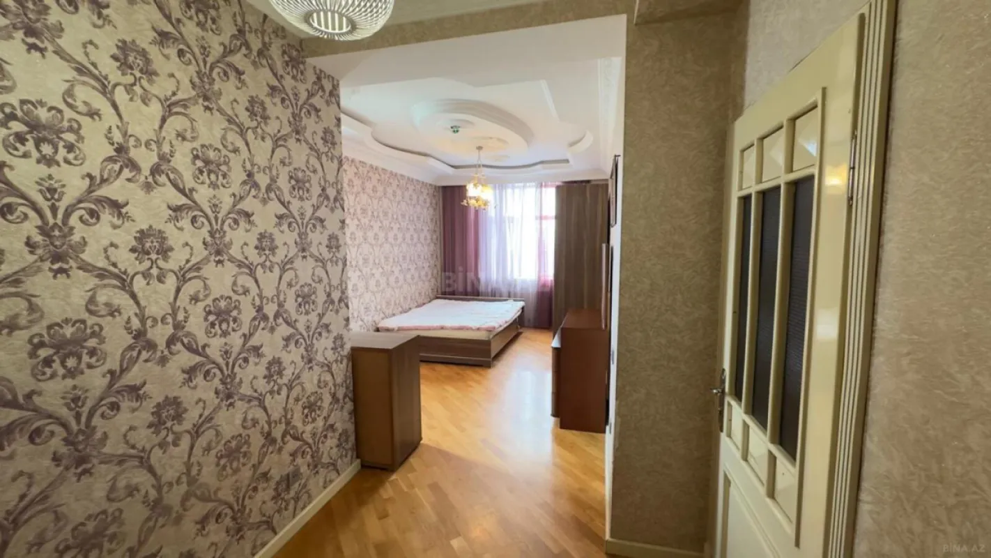 Kirayə verilir 3 otaqlı mənzil 90 m²