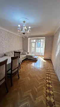 Kirayə verilir 3 otaqlı mənzil 80 m² — Bakı 3 otaq 80.00 m²