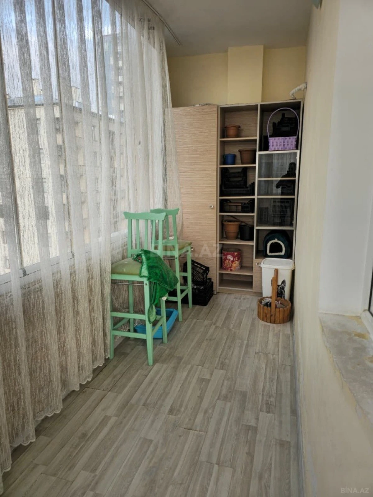 Satılır 3 otaqlı mənzil 130 m²